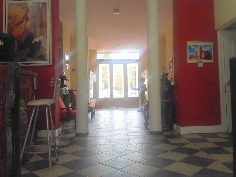 Del Arbol Inn 3*